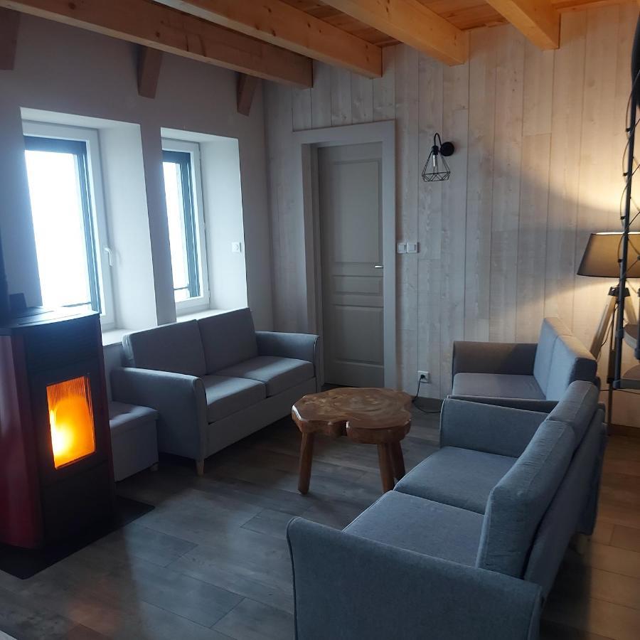 Apartmán L'Escapade A La Banut Jallandrieux Exteriér fotografie